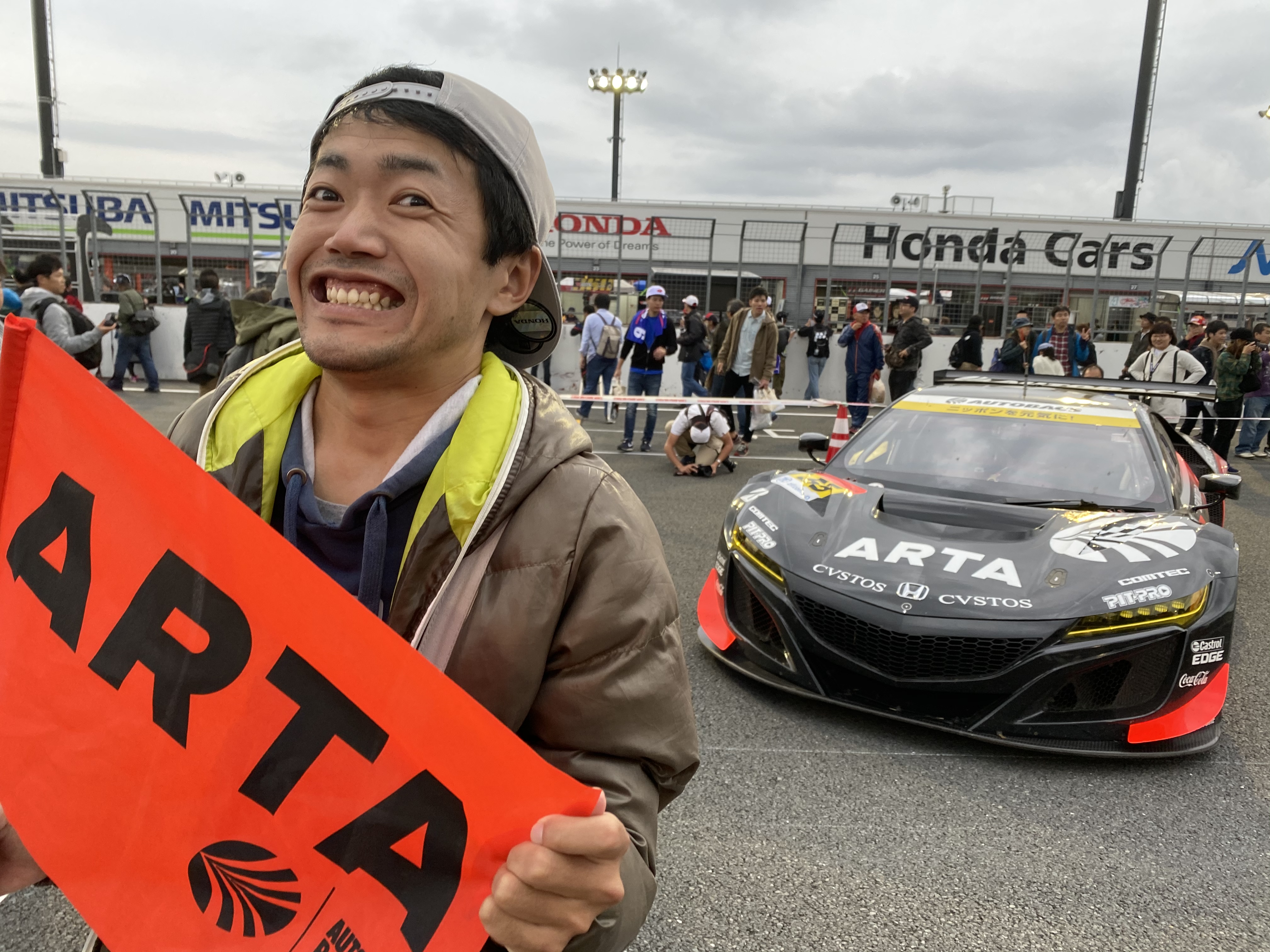 毎年趣味である自動車レースの観戦に行っています！